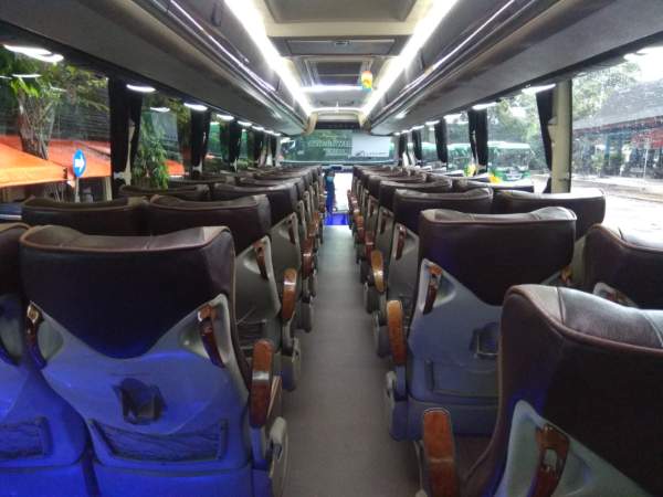 sewa bus pariwisata Jogja